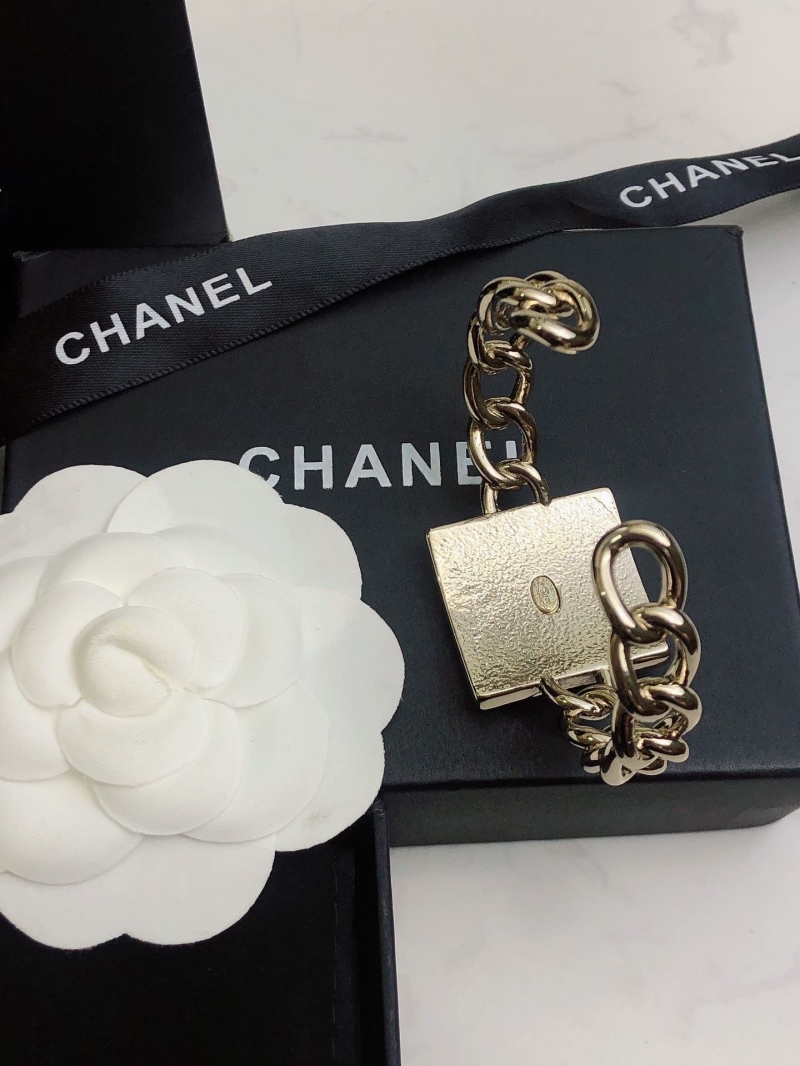 Ch**el bracelets